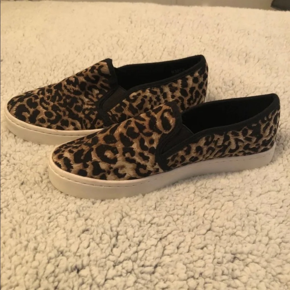 Cheetah print shoes